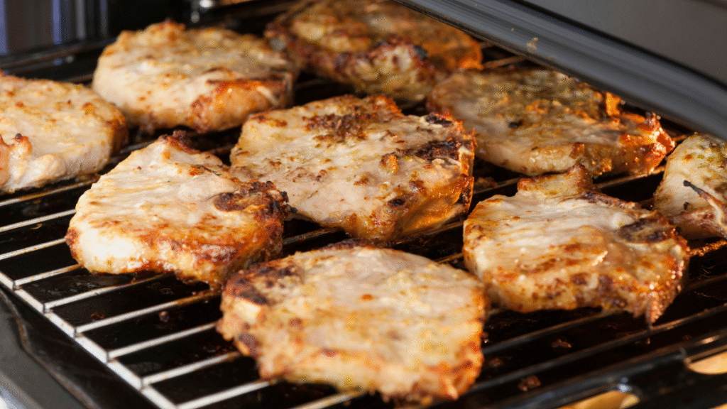 How to Cook Stuffed Pork Chops in the Oven